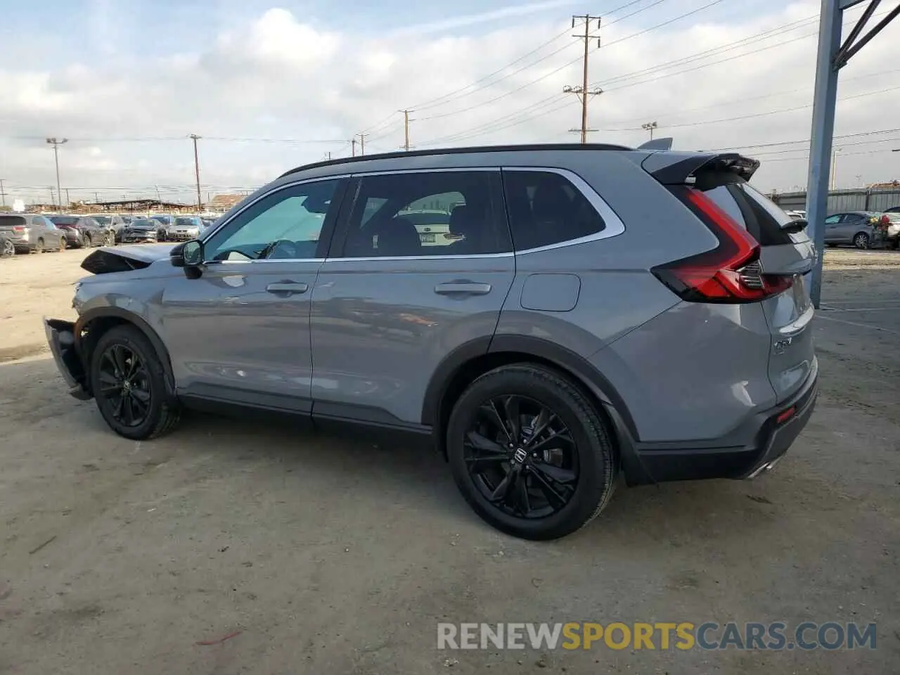 2 fotografías del automóvil dañado 7FARS6H95RE068076 HONDA CRV 2024