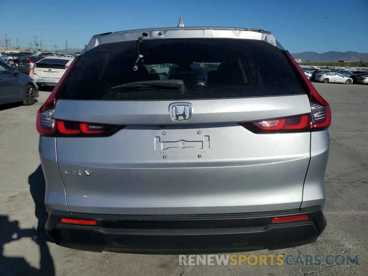 6 fotografías del automóvil dañado 2HKRS3H22SH320810 HONDA CRV 2025