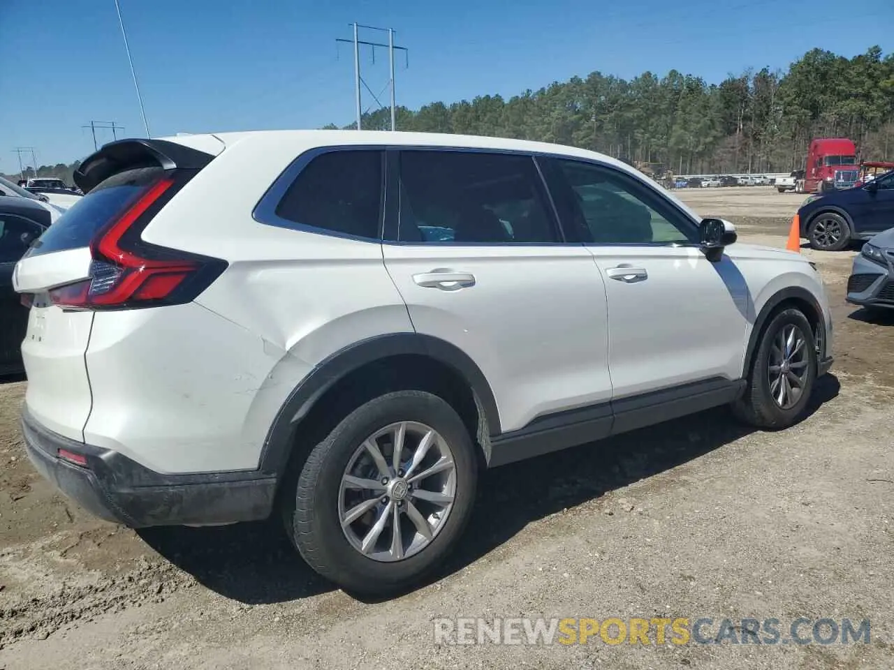 3 fotografías del automóvil dañado 2HKRS3H40SH307622 HONDA CRV 2025