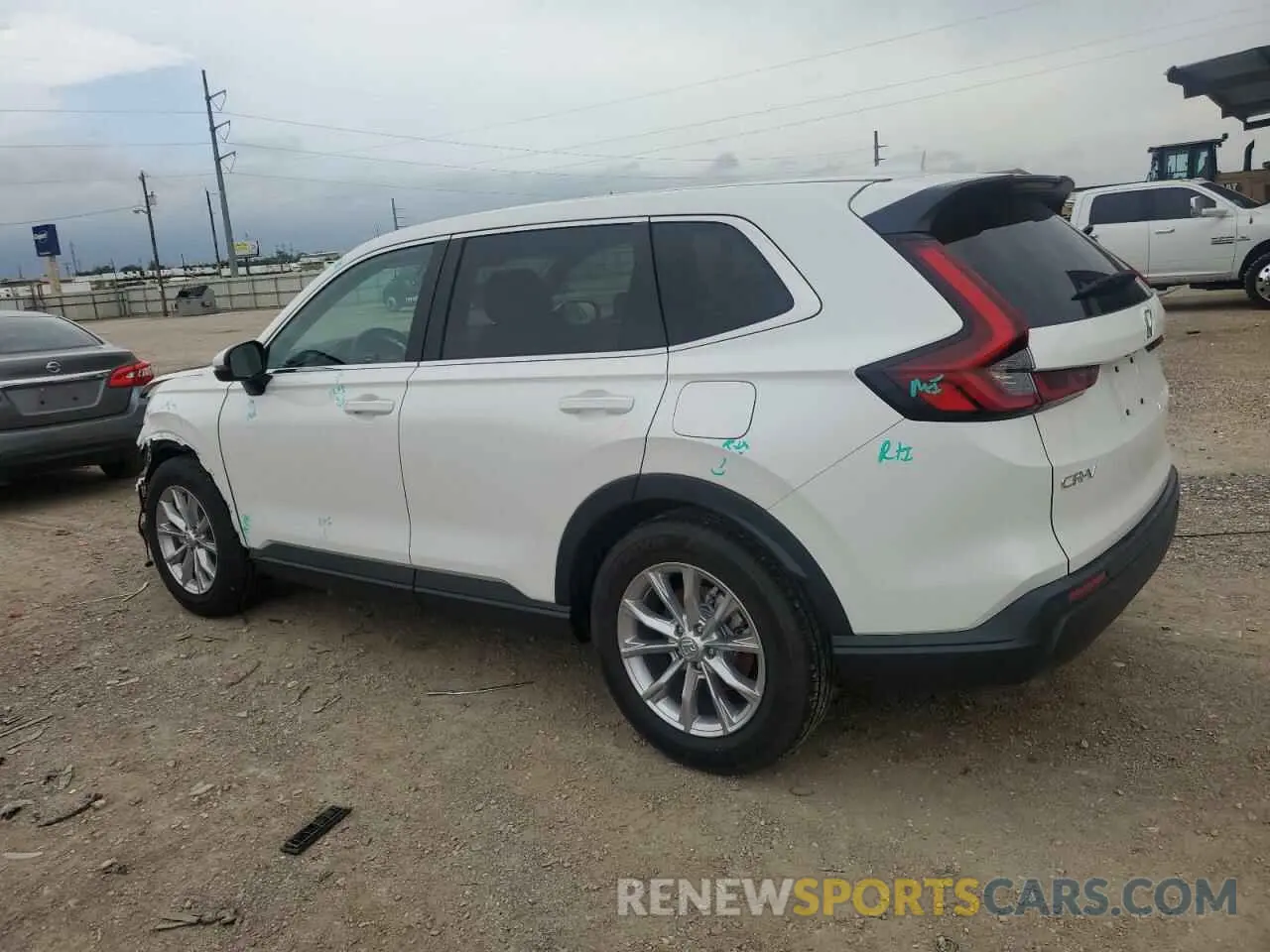 2 fotografías del automóvil dañado 2HKRS3H78SH326350 HONDA CRV 2025