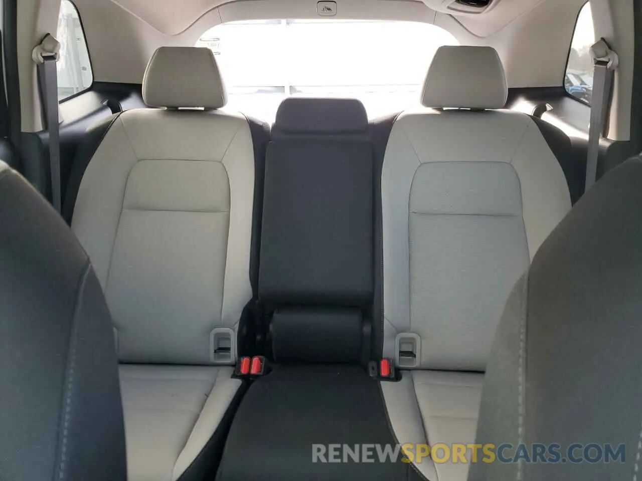 10 fotografías del automóvil dañado 2HKRS4H48SH437170 HONDA CRV 2025