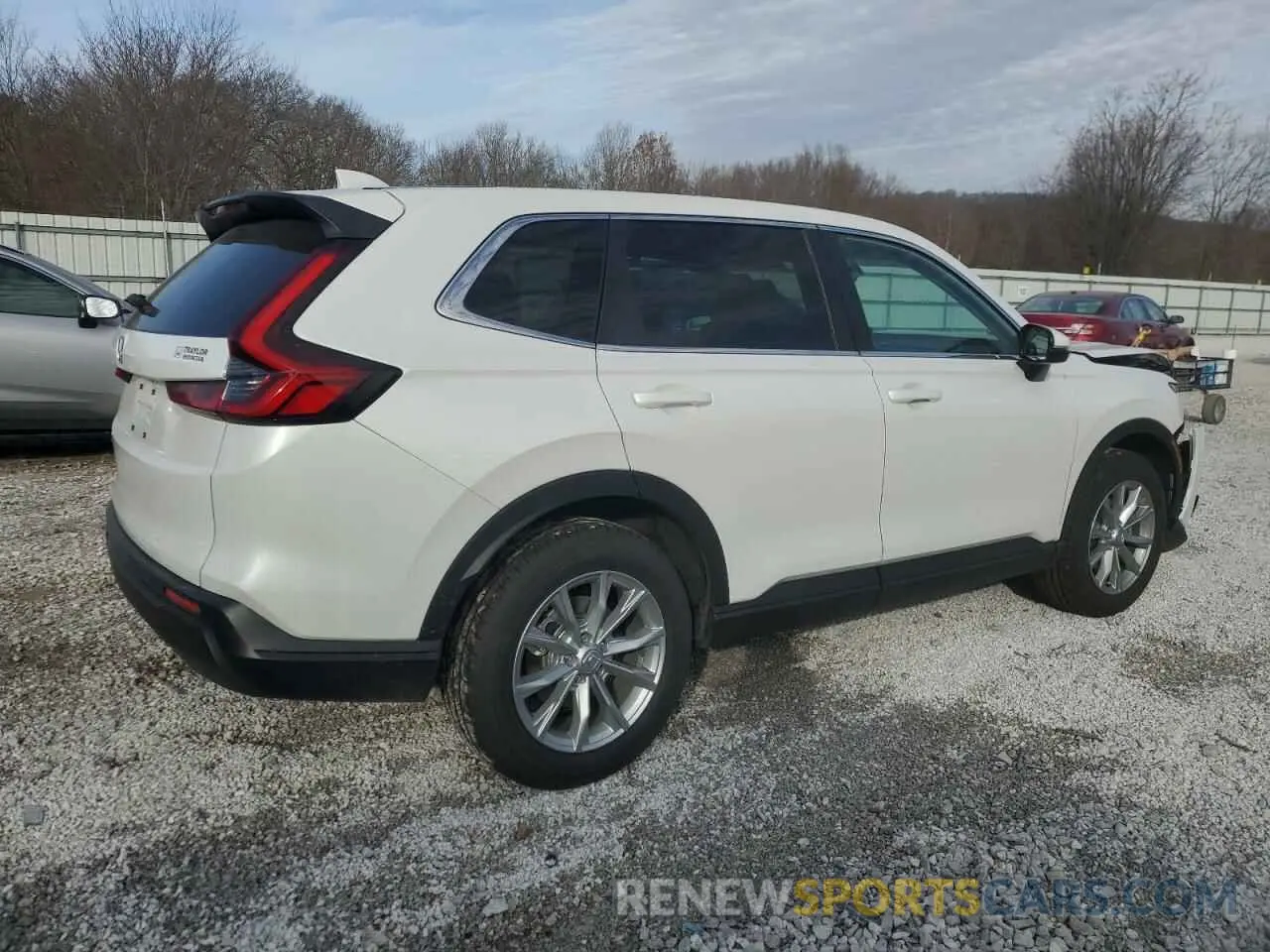3 fotografías del automóvil dañado 2HKRS4H48SH437170 HONDA CRV 2025