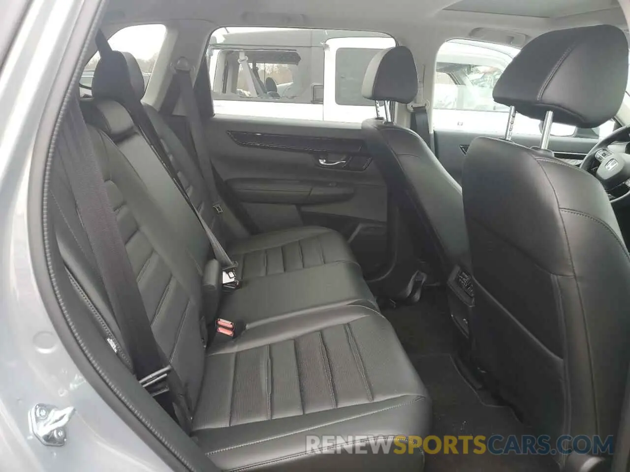 10 fotografías del automóvil dañado 2HKRS4H74SH461136 HONDA CRV 2025