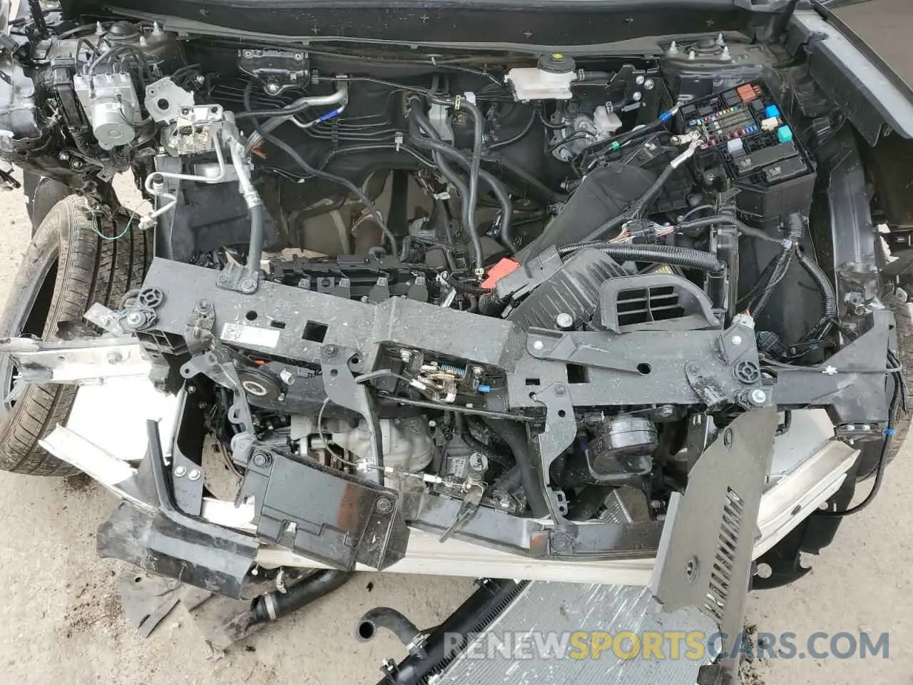 12 fotografías del automóvil dañado 2HKRS4H7XSH472352 HONDA CRV 2025
