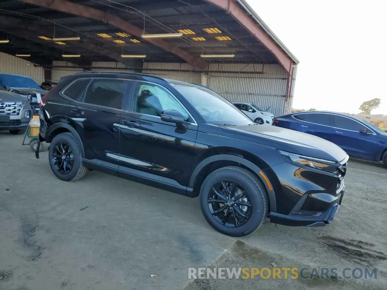 4 fotografías del automóvil dañado 2HKRS6H83SH813224 HONDA CRV 2025