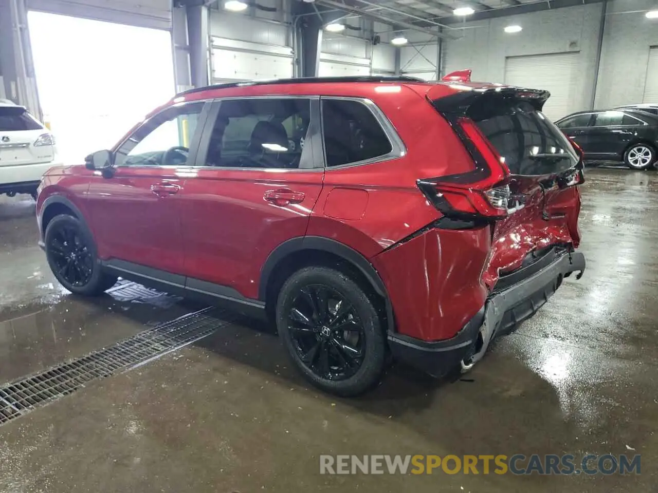 2 fotografías del automóvil dañado 2HKRS6H90SH820446 HONDA CRV 2025