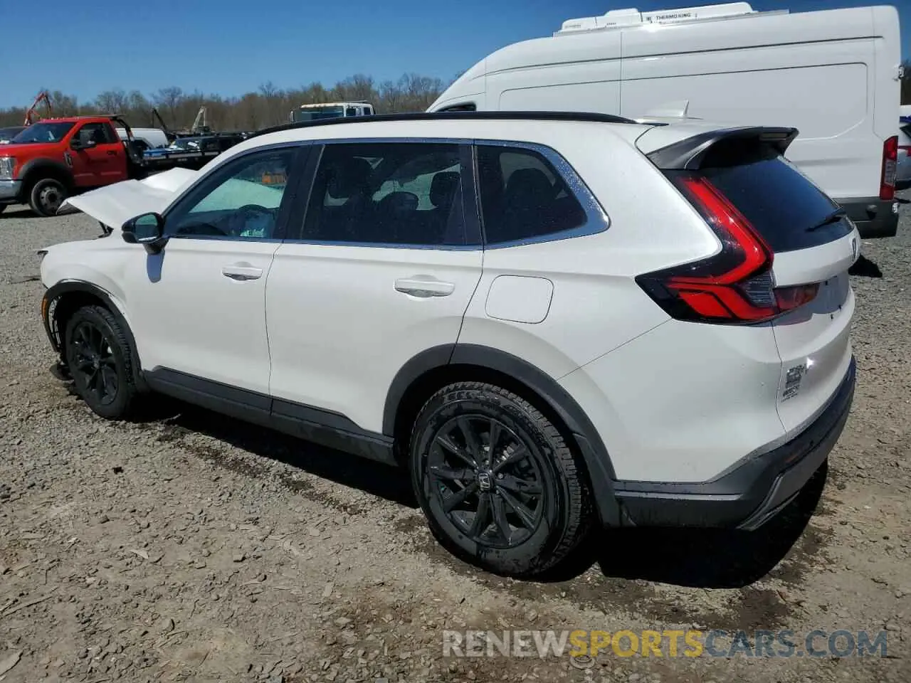 2 fotografías del automóvil dañado 5J6RS6H83SL015196 HONDA CRV 2025