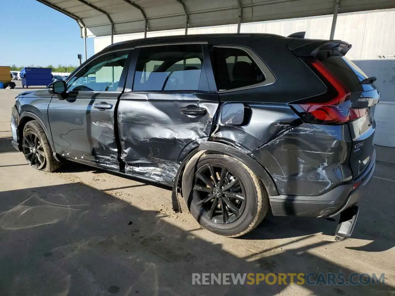 2 fotografías del automóvil dañado 7FARS5H54SE009629 HONDA CRV 2025