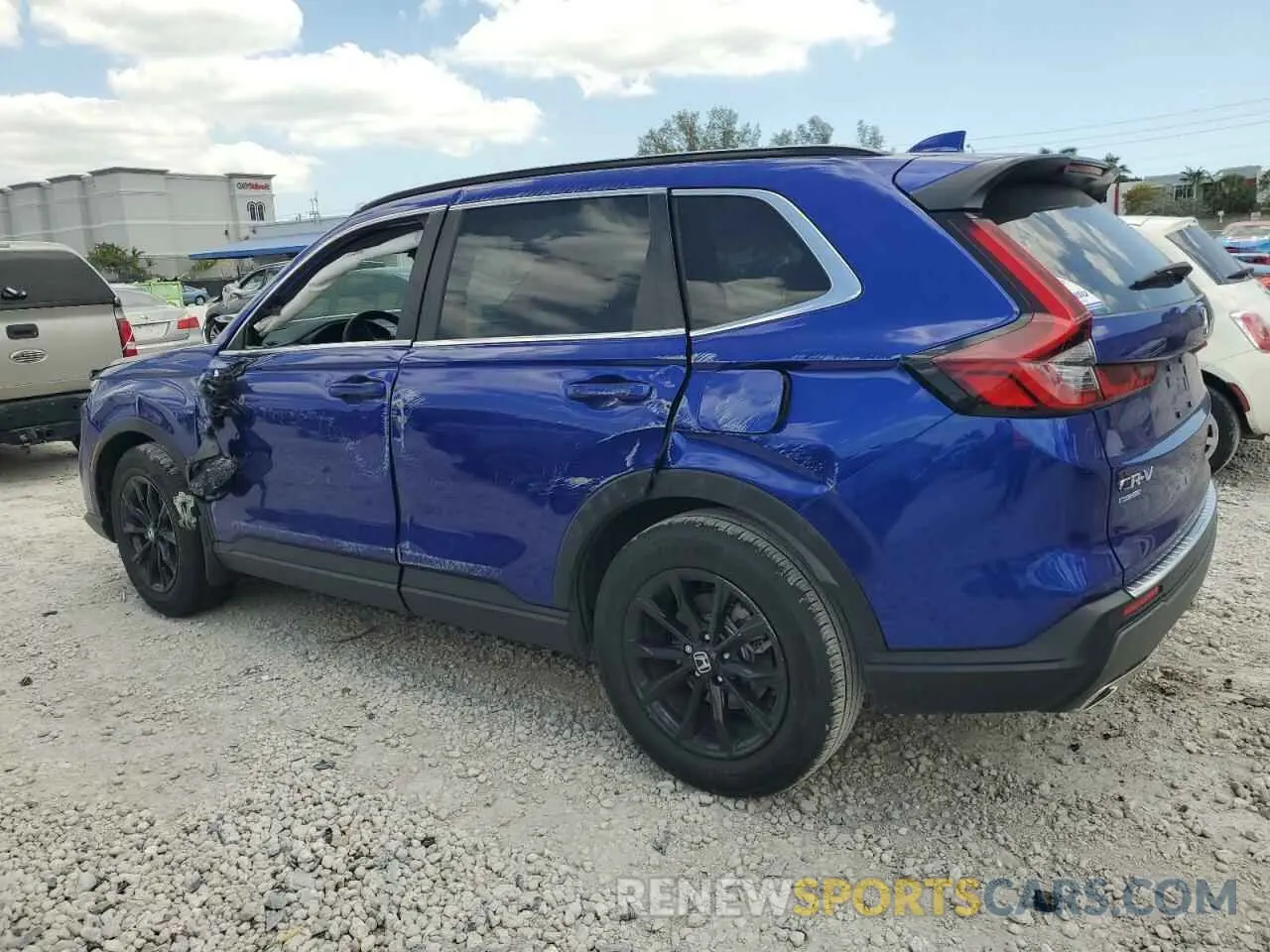 2 fotografías del automóvil dañado 7FARS5H87SE008243 HONDA CRV 2025