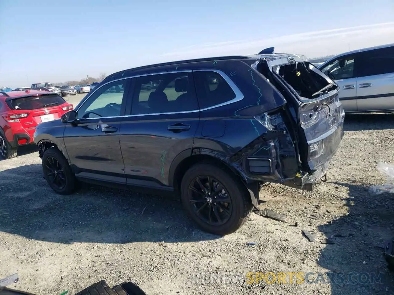 2 fotografías del automóvil dañado 7FARS6H8XSE048872 HONDA CRV 2025