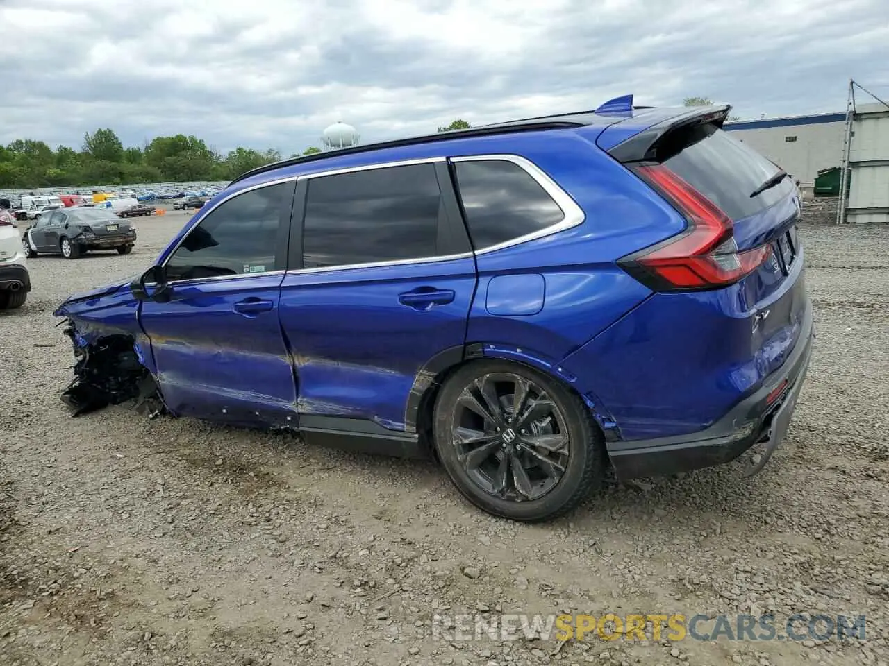 2 fotografías del automóvil dañado 7FARS6H90SE096003 HONDA CRV 2025