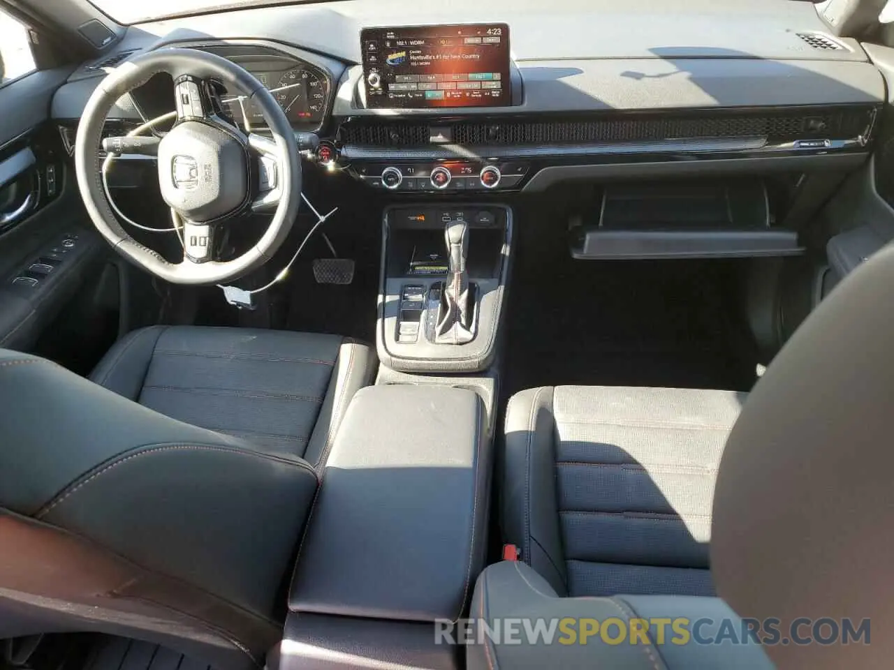8 fotografías del automóvil dañado 7FARS6H98SE054761 HONDA CRV 2025