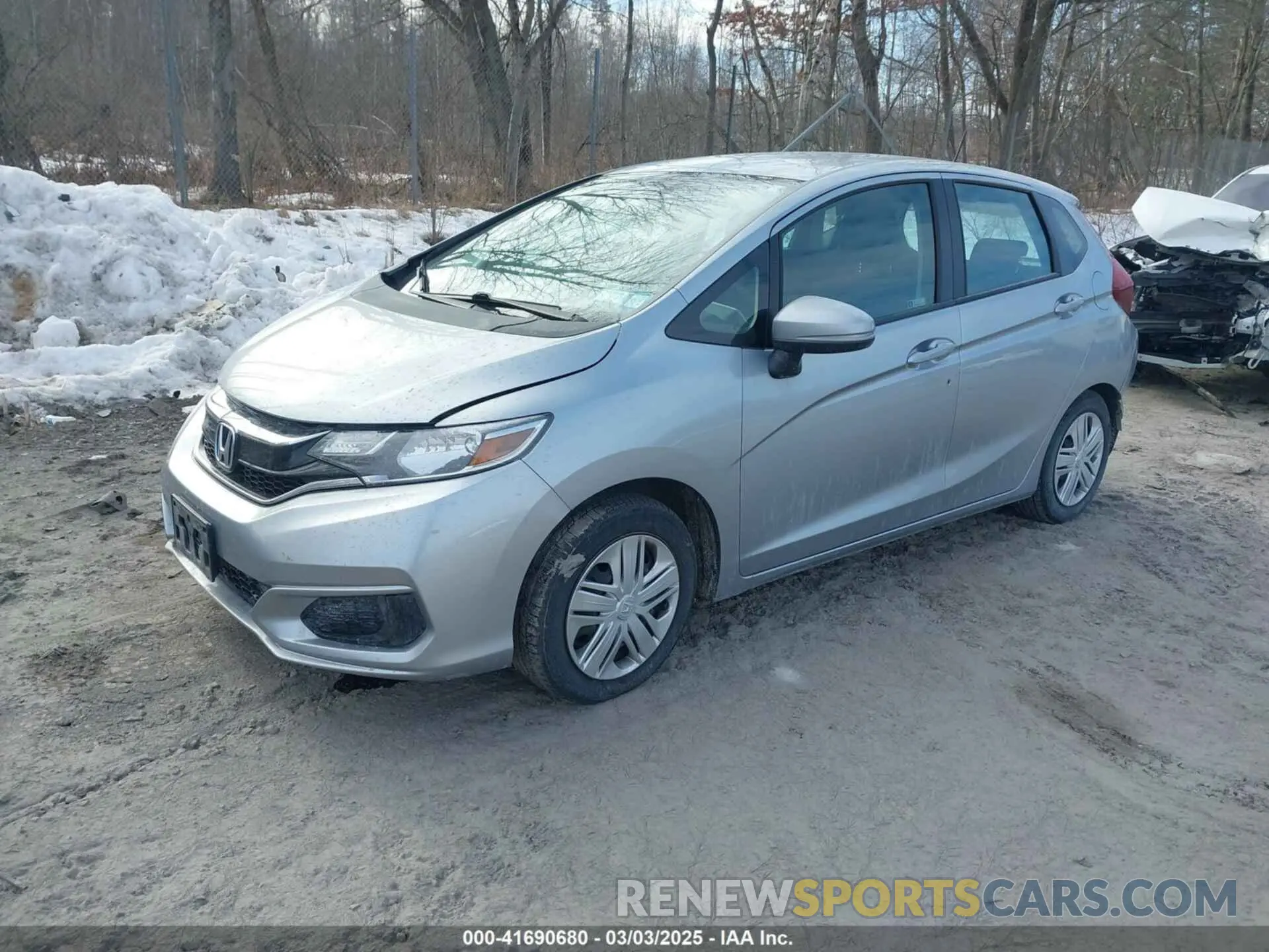 2 fotografías del automóvil dañado 3HGGK5G43KM726127 HONDA FIT 2019