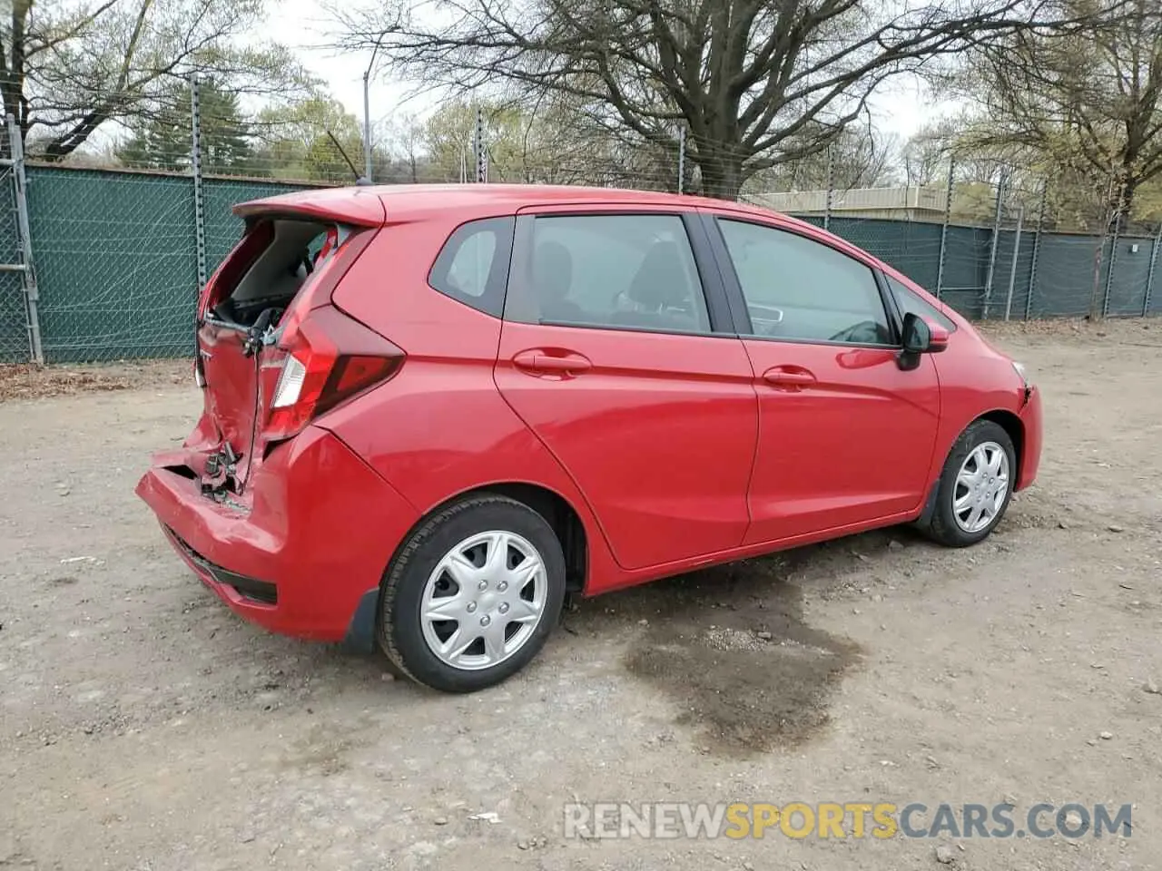 3 fotografías del automóvil dañado 3HGGK5H40KM726908 HONDA FIT 2019