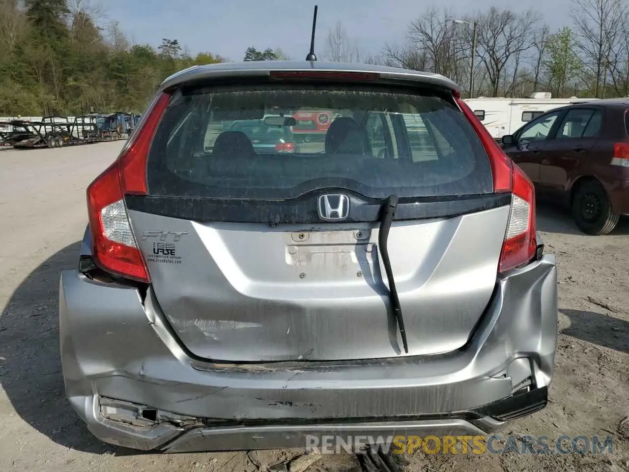 6 fotografías del automóvil dañado 3HGGK5H41KM712693 HONDA FIT 2019