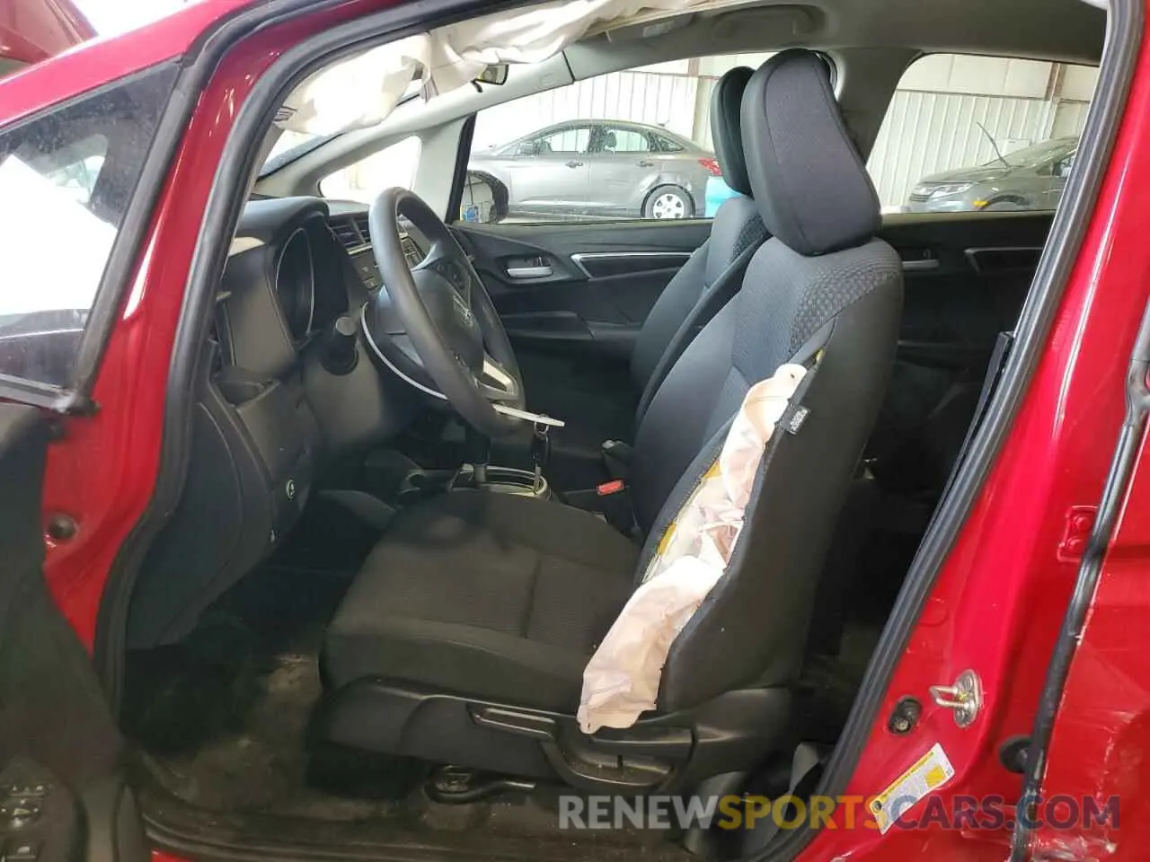 7 fotografías del automóvil dañado 3HGGK5H41KM726836 HONDA FIT 2019