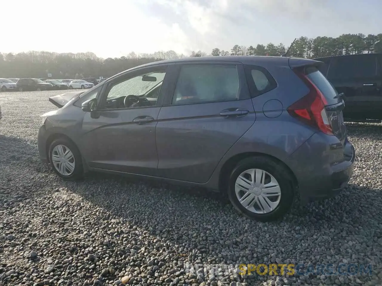 2 fotografías del automóvil dañado 3HGGK5H43KM702649 HONDA FIT 2019