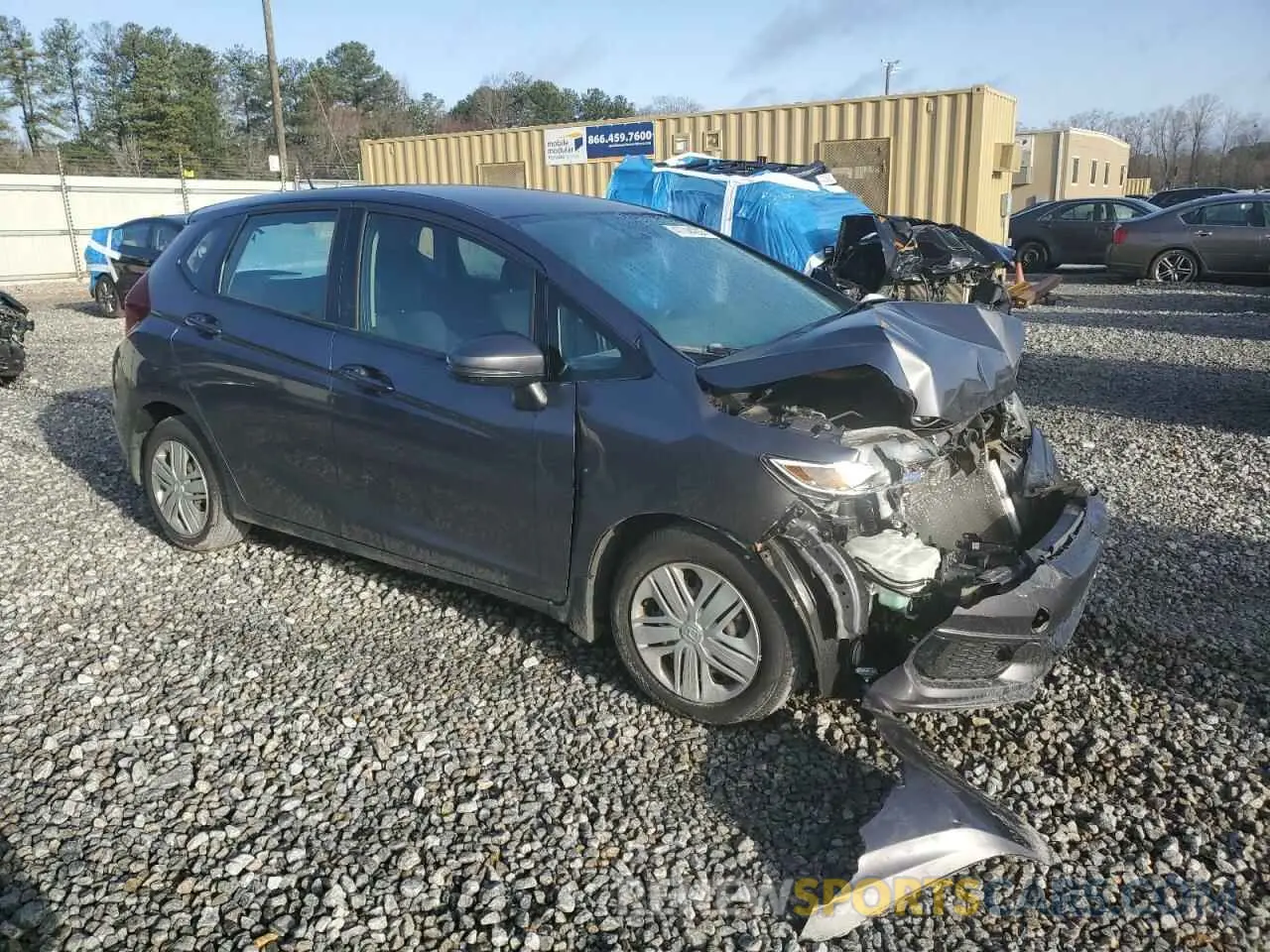 4 fotografías del automóvil dañado 3HGGK5H43KM702649 HONDA FIT 2019