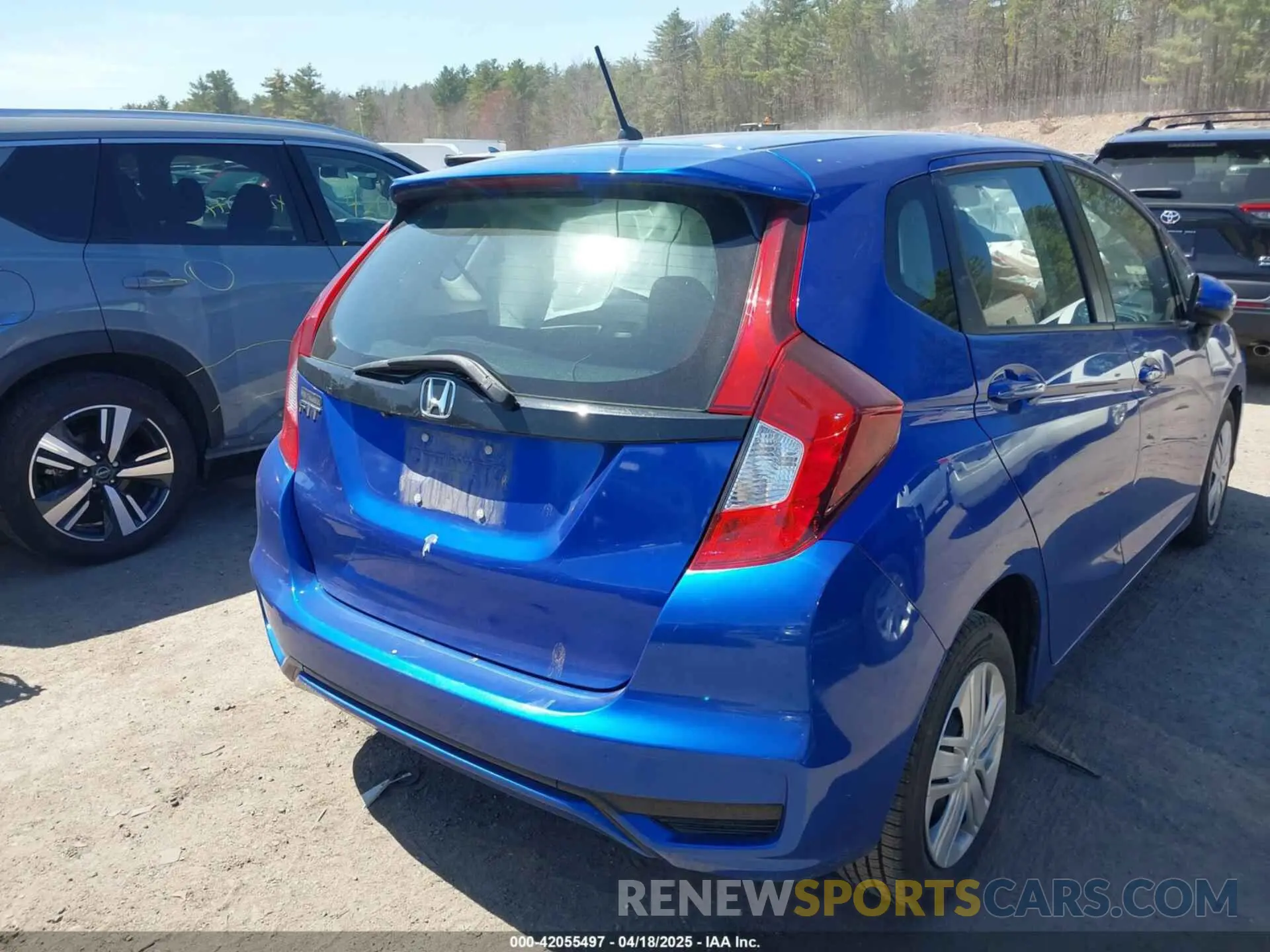 16 fotografías del automóvil dañado 3HGGK5H43KM721508 HONDA FIT 2019