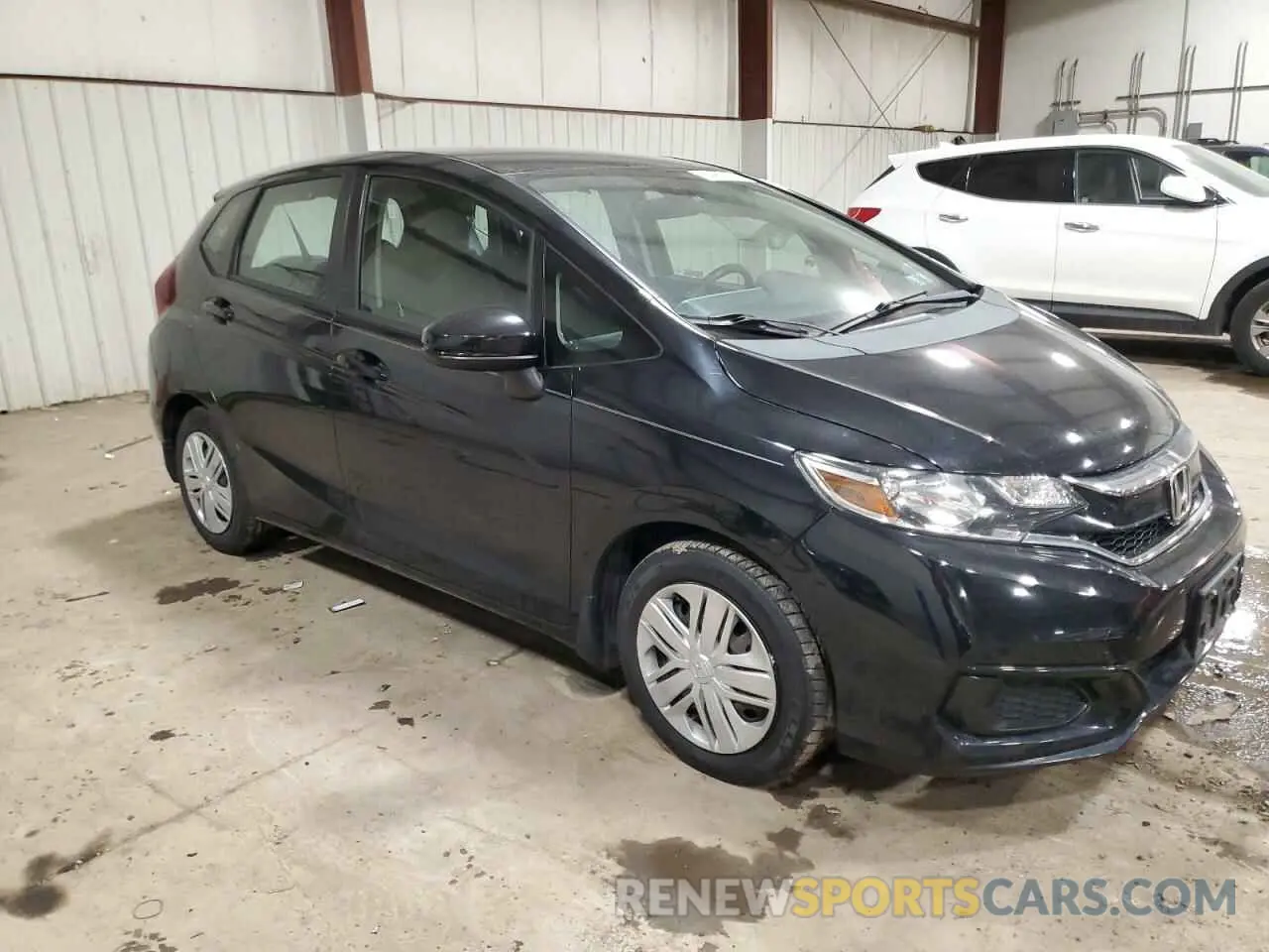 4 fotografías del automóvil dañado 3HGGK5H44KM724840 HONDA FIT 2019
