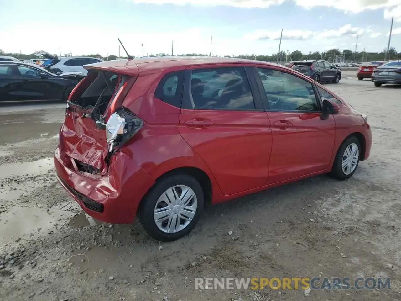 3 fotografías del automóvil dañado 3HGGK5H45KM733384 HONDA FIT 2019