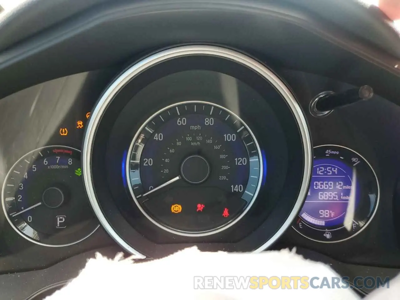 9 fotografías del automóvil dañado 3HGGK5H45KM740092 HONDA FIT 2019