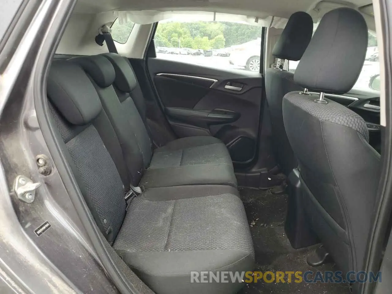 10 fotografías del automóvil dañado 3HGGK5H45KM745843 HONDA FIT 2019
