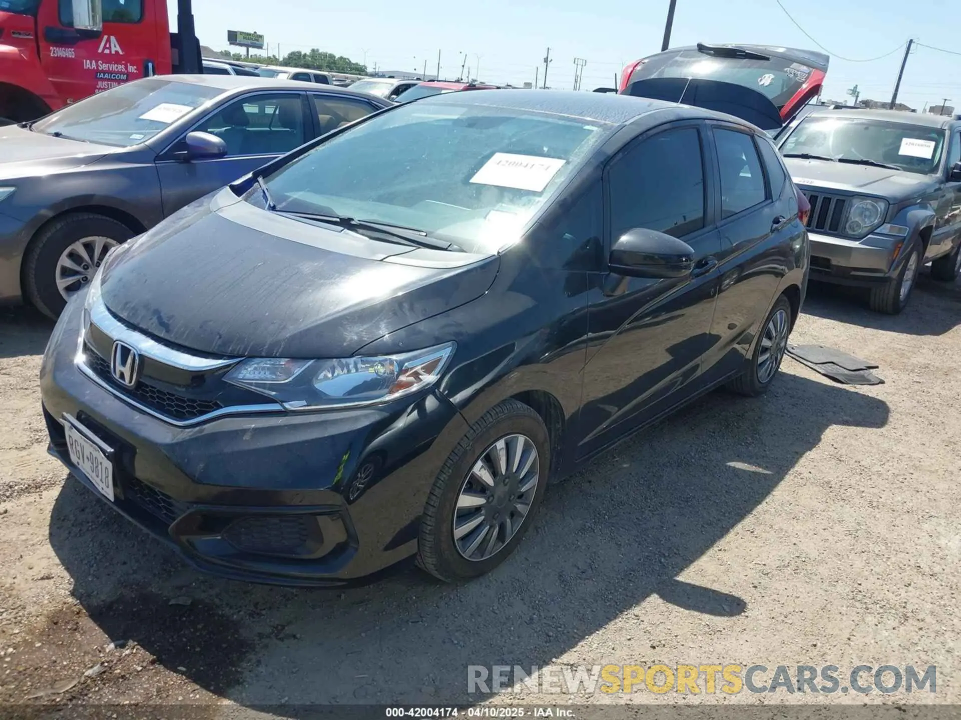 2 fotografías del automóvil dañado 3HGGK5H45KM753568 HONDA FIT 2019