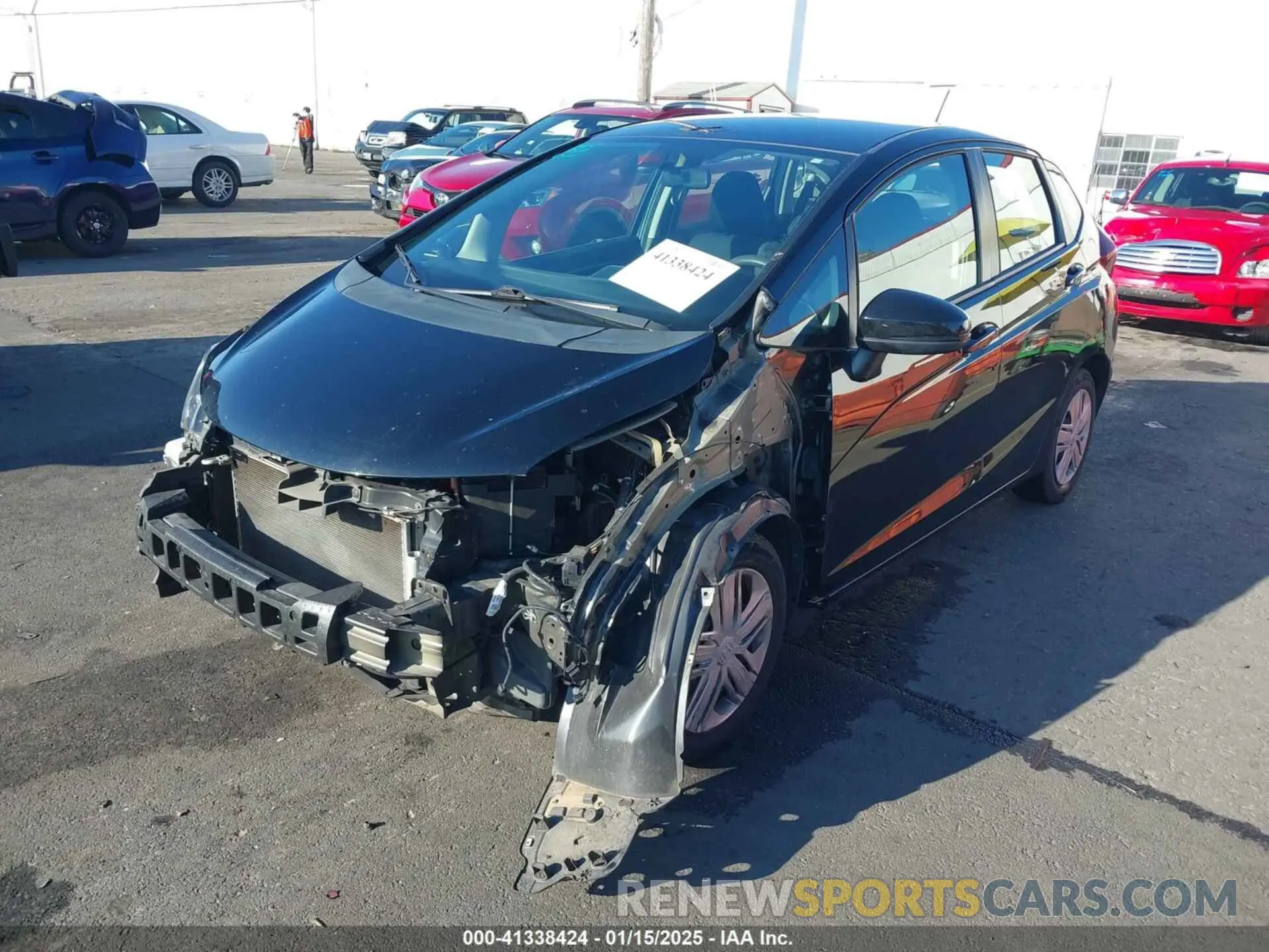 6 fotografías del automóvil dañado 3HGGK5H46KM735161 HONDA FIT 2019