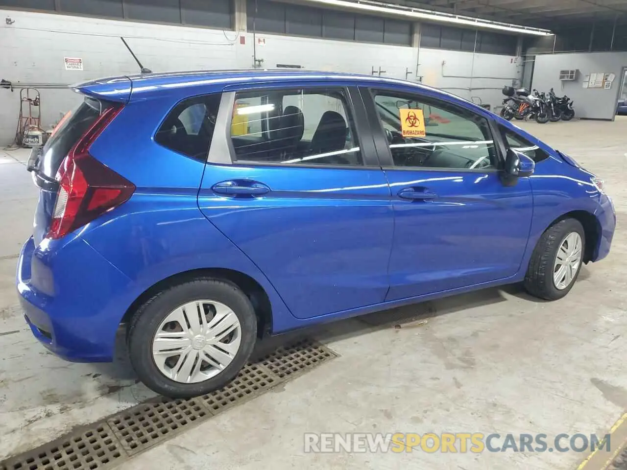 3 fotografías del automóvil dañado 3HGGK5H46KM746161 HONDA FIT 2019