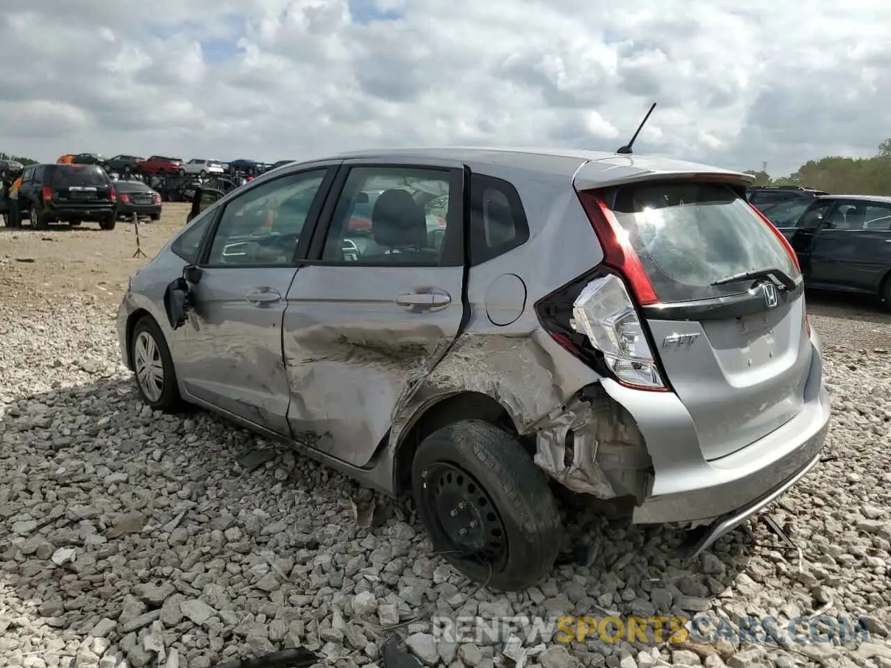 2 fotografías del automóvil dañado 3HGGK5H47KM722595 HONDA FIT 2019