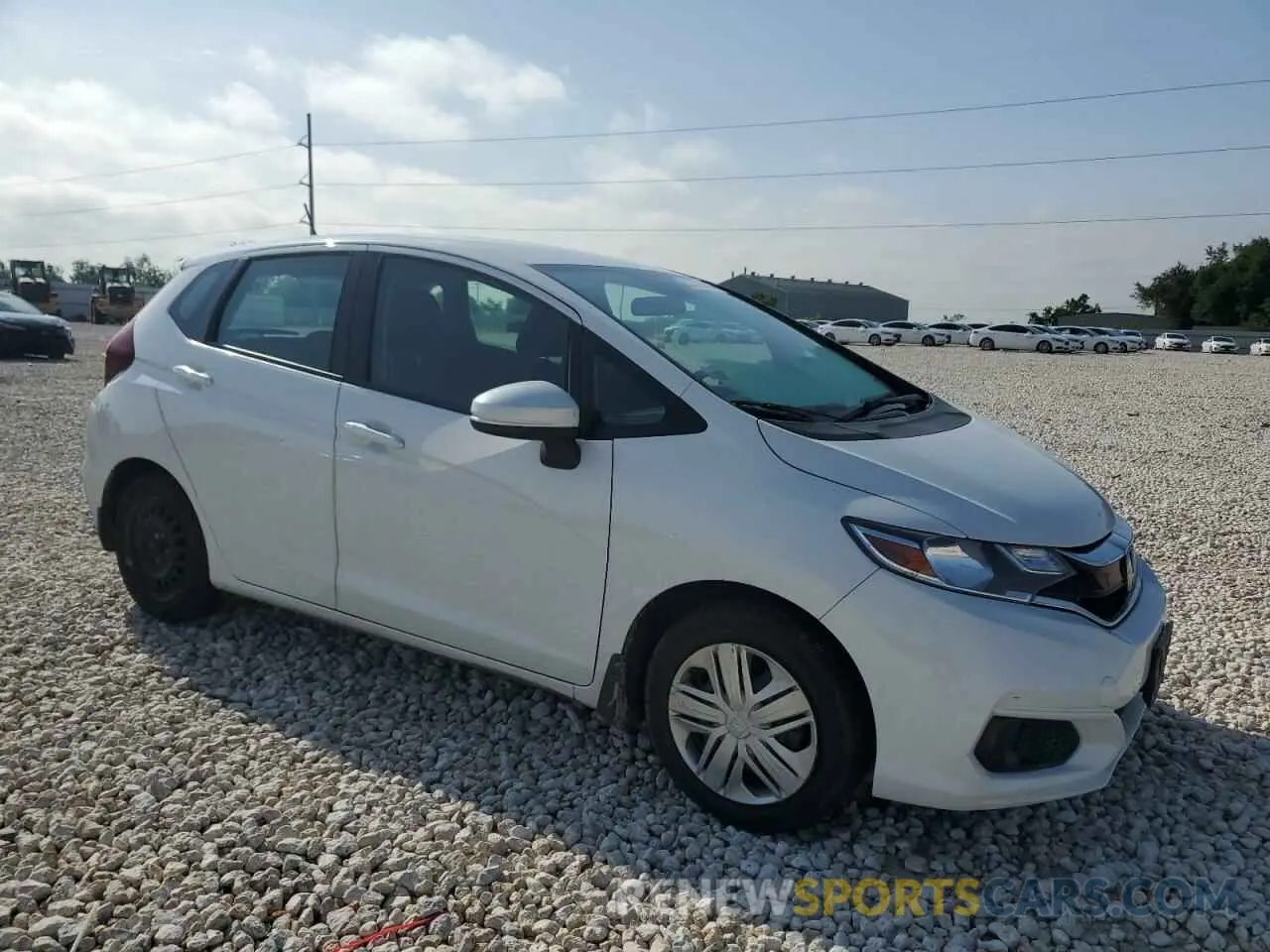4 fotografías del automóvil dañado 3HGGK5H48KM737557 HONDA FIT 2019