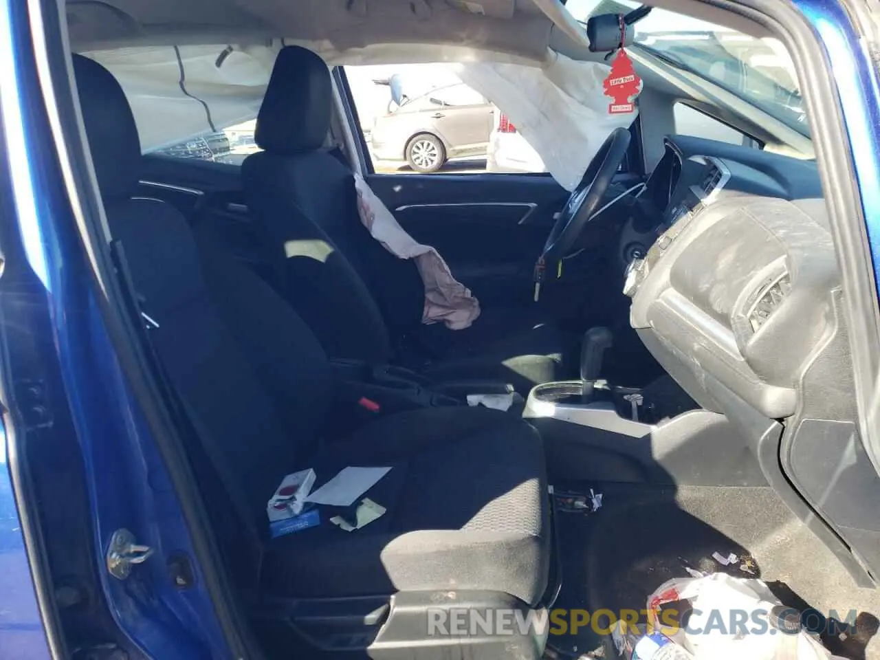 7 fotografías del automóvil dañado 3HGGK5H49KM731508 HONDA FIT 2019
