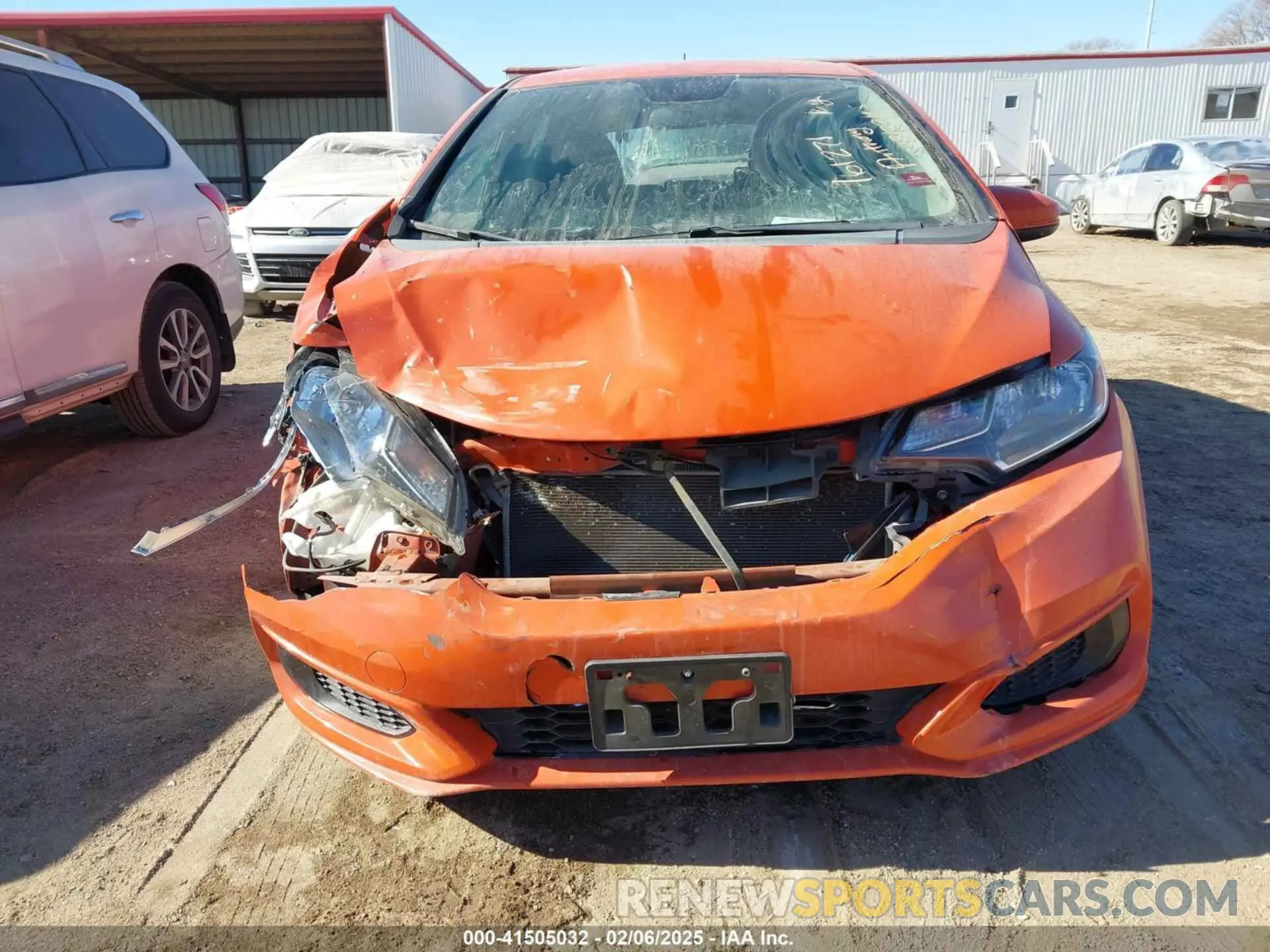 13 fotografías del automóvil dañado 3HGGK5H4XKM703278 HONDA FIT 2019