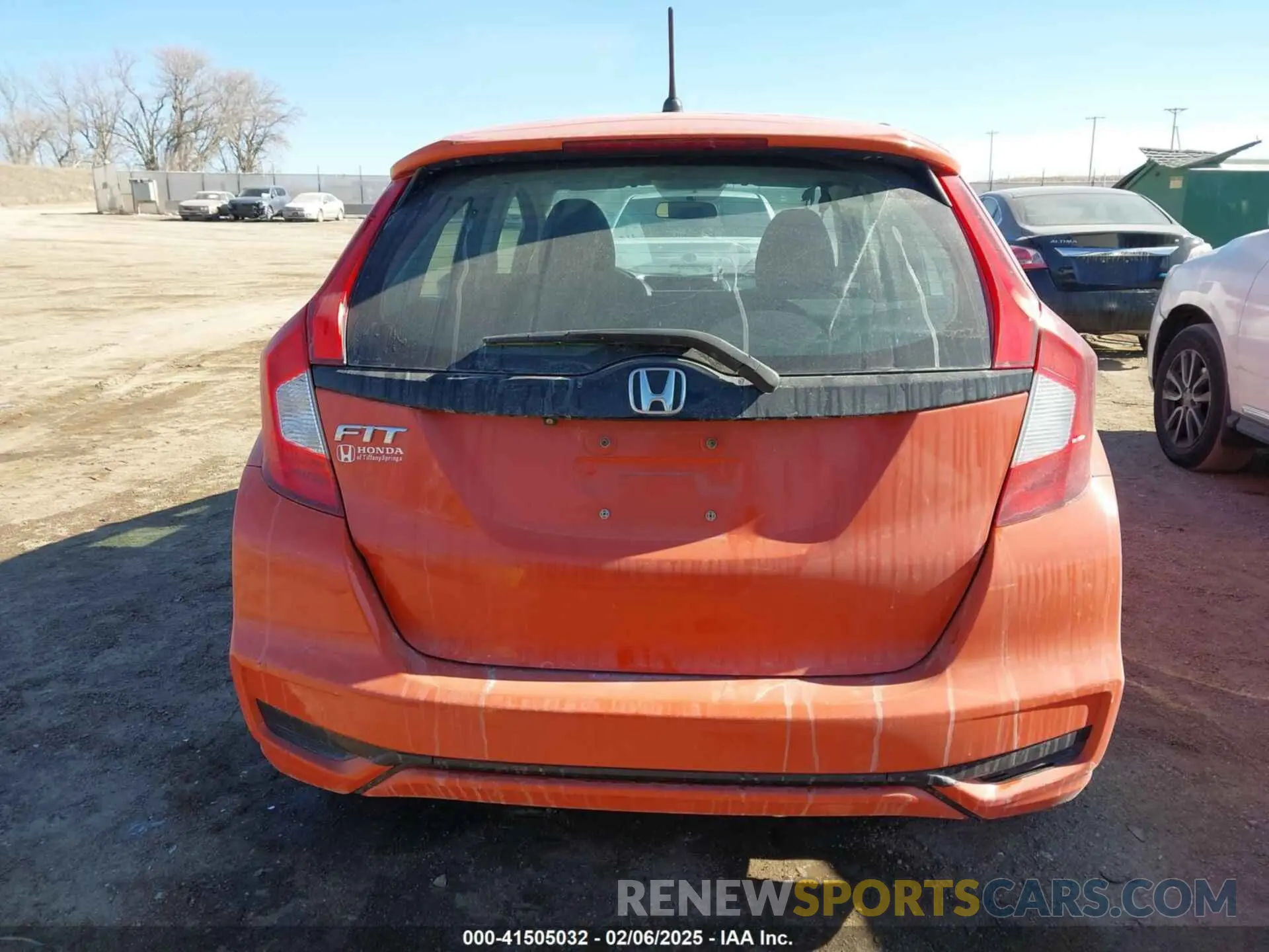 17 fotografías del automóvil dañado 3HGGK5H4XKM703278 HONDA FIT 2019