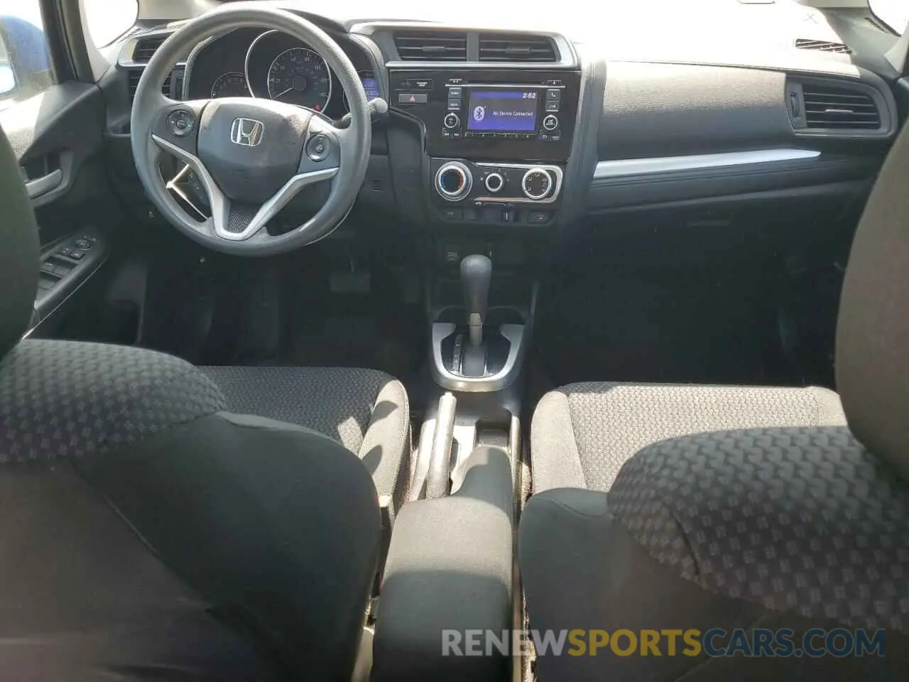 8 fotografías del automóvil dañado 3HGGK5H4XKM741416 HONDA FIT 2019