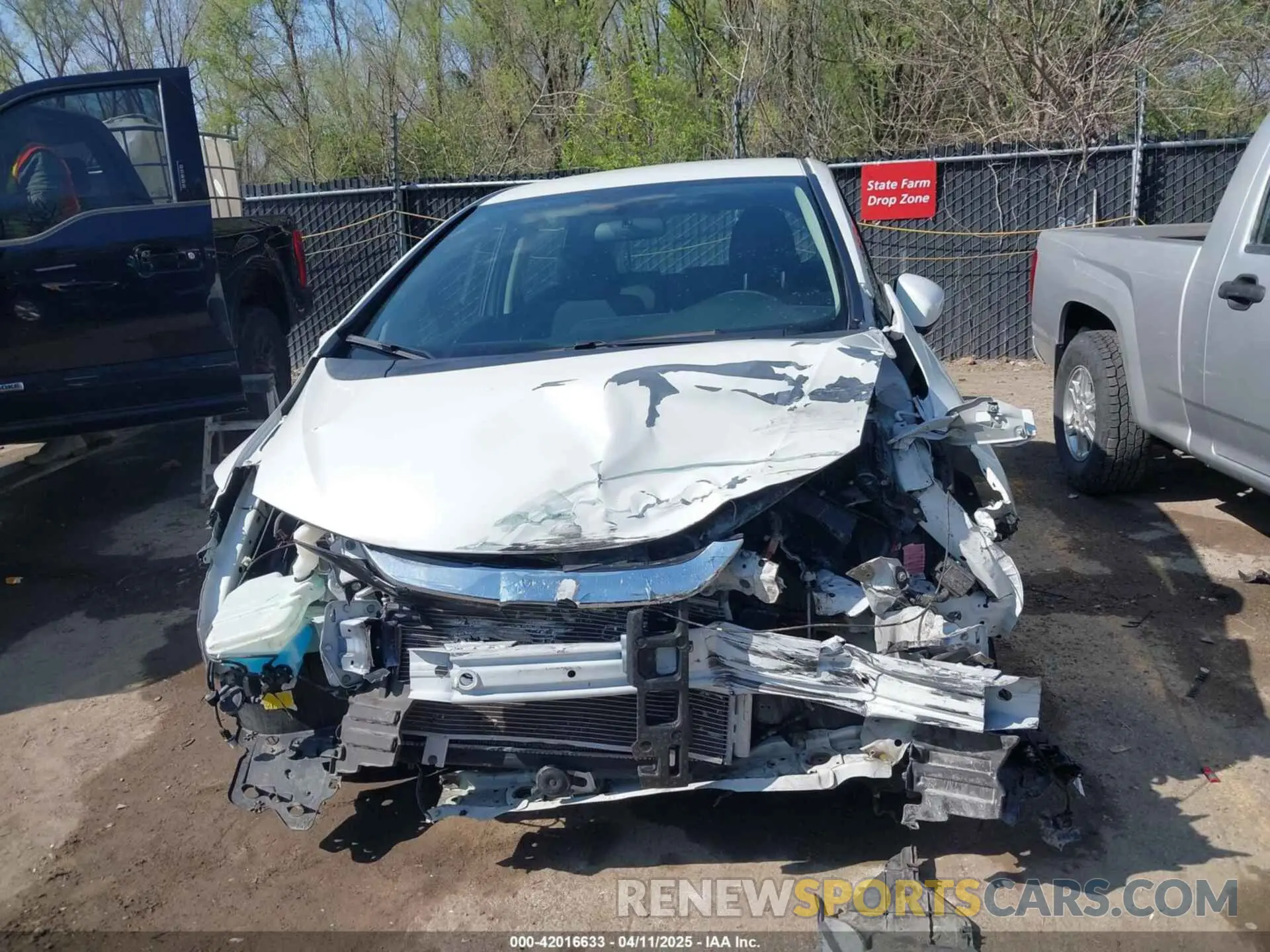 13 fotografías del automóvil dañado 3HGGK5H4XKM743537 HONDA FIT 2019