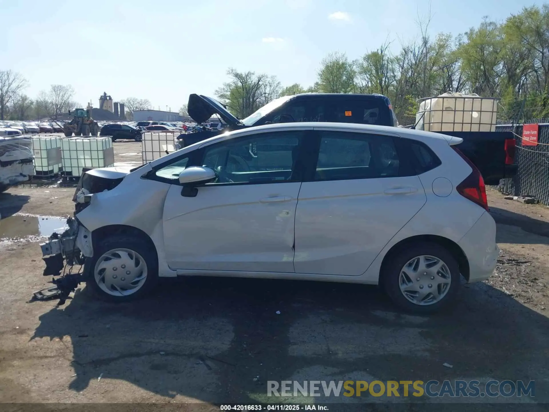15 fotografías del automóvil dañado 3HGGK5H4XKM743537 HONDA FIT 2019