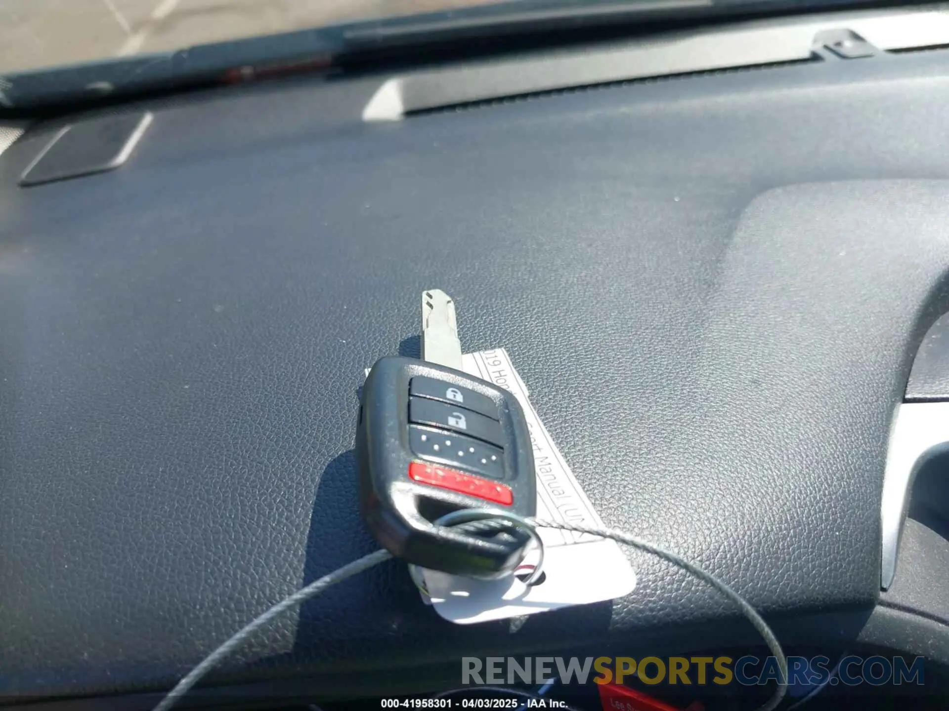 11 fotografías del automóvil dañado 3HGGK5H64KM725228 HONDA FIT 2019