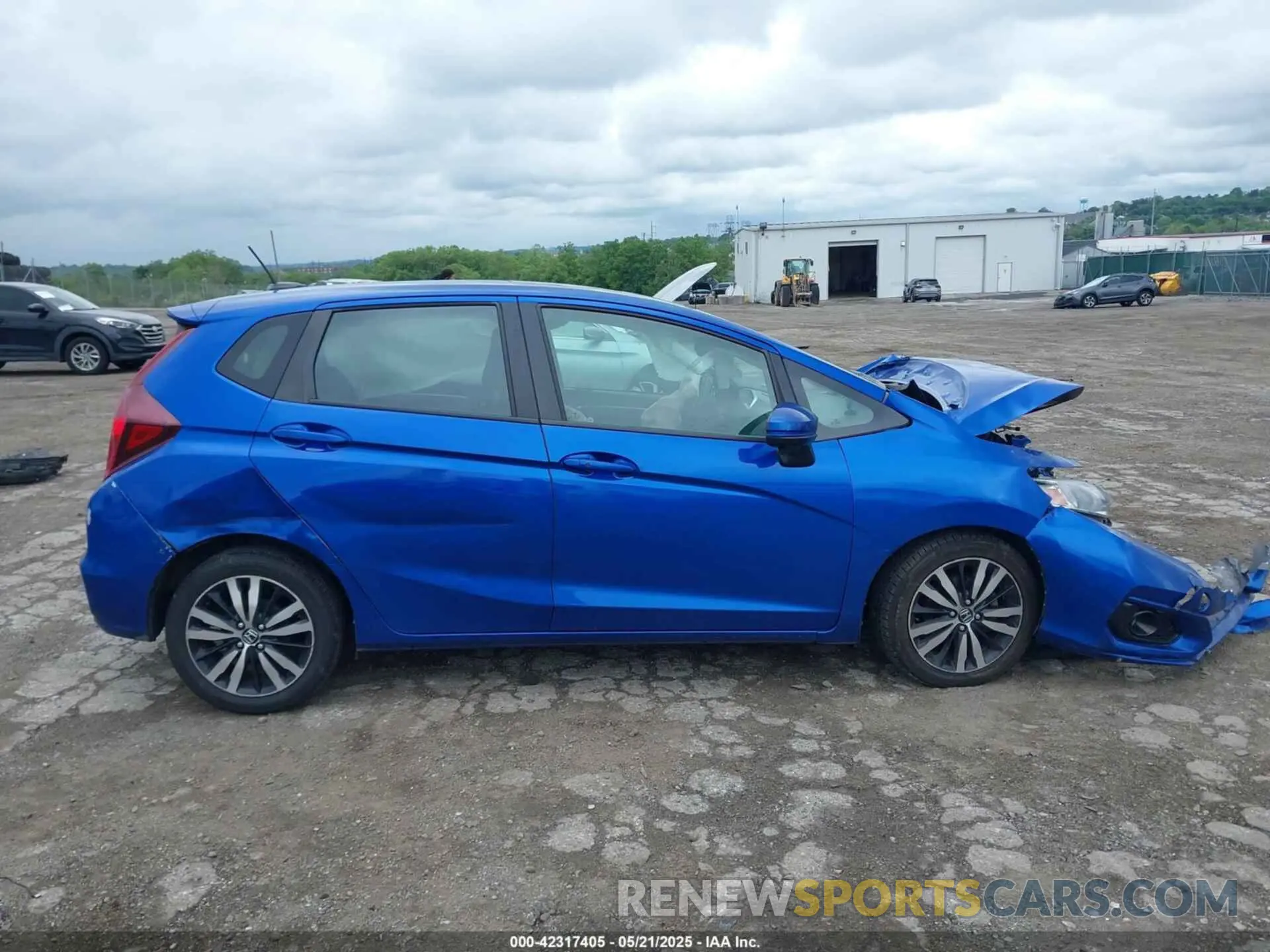 12 fotografías del automóvil dañado 3HGGK5H80KM737636 HONDA FIT 2019