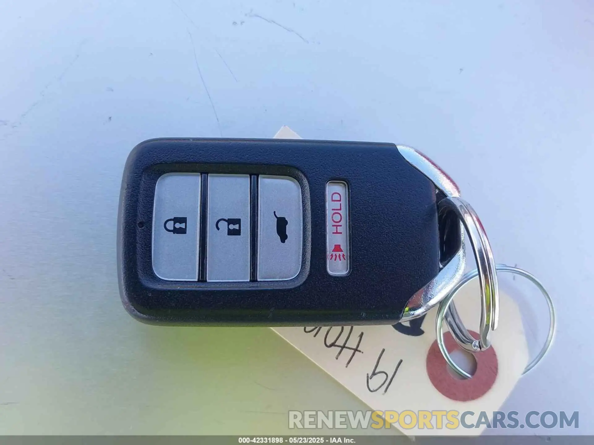 11 fotografías del automóvil dañado 3HGGK5H80KM748958 HONDA FIT 2019