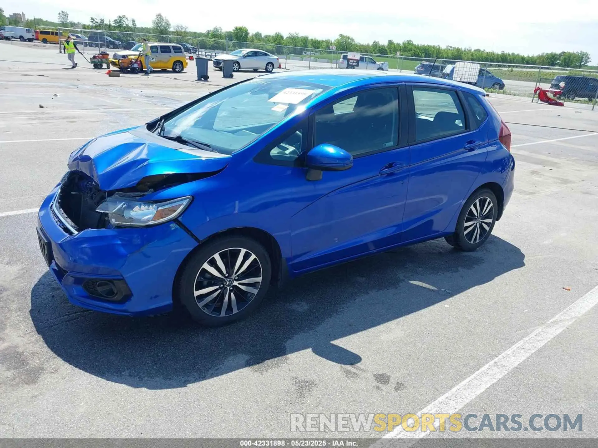 2 fotografías del automóvil dañado 3HGGK5H80KM748958 HONDA FIT 2019