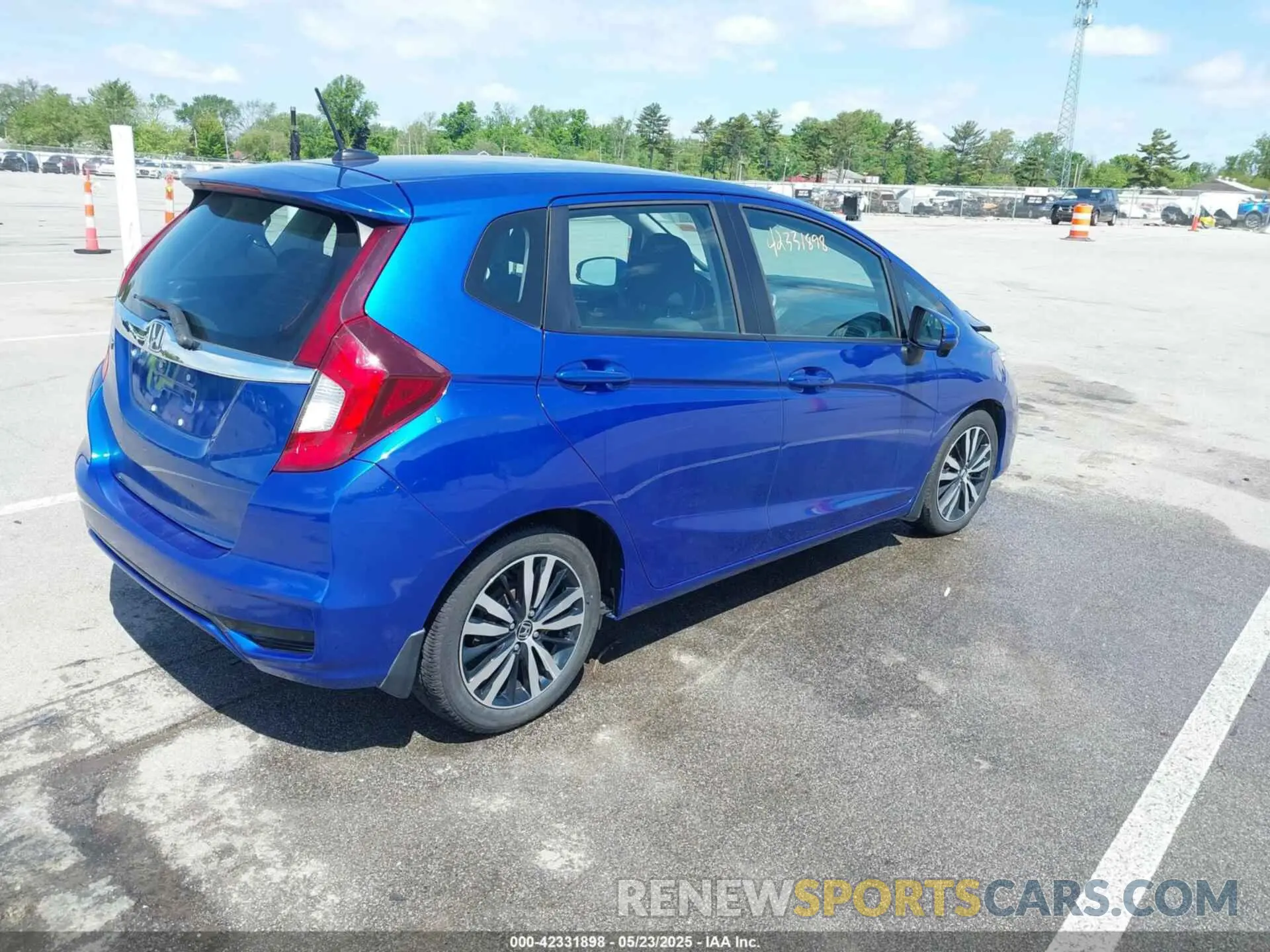 4 fotografías del automóvil dañado 3HGGK5H80KM748958 HONDA FIT 2019