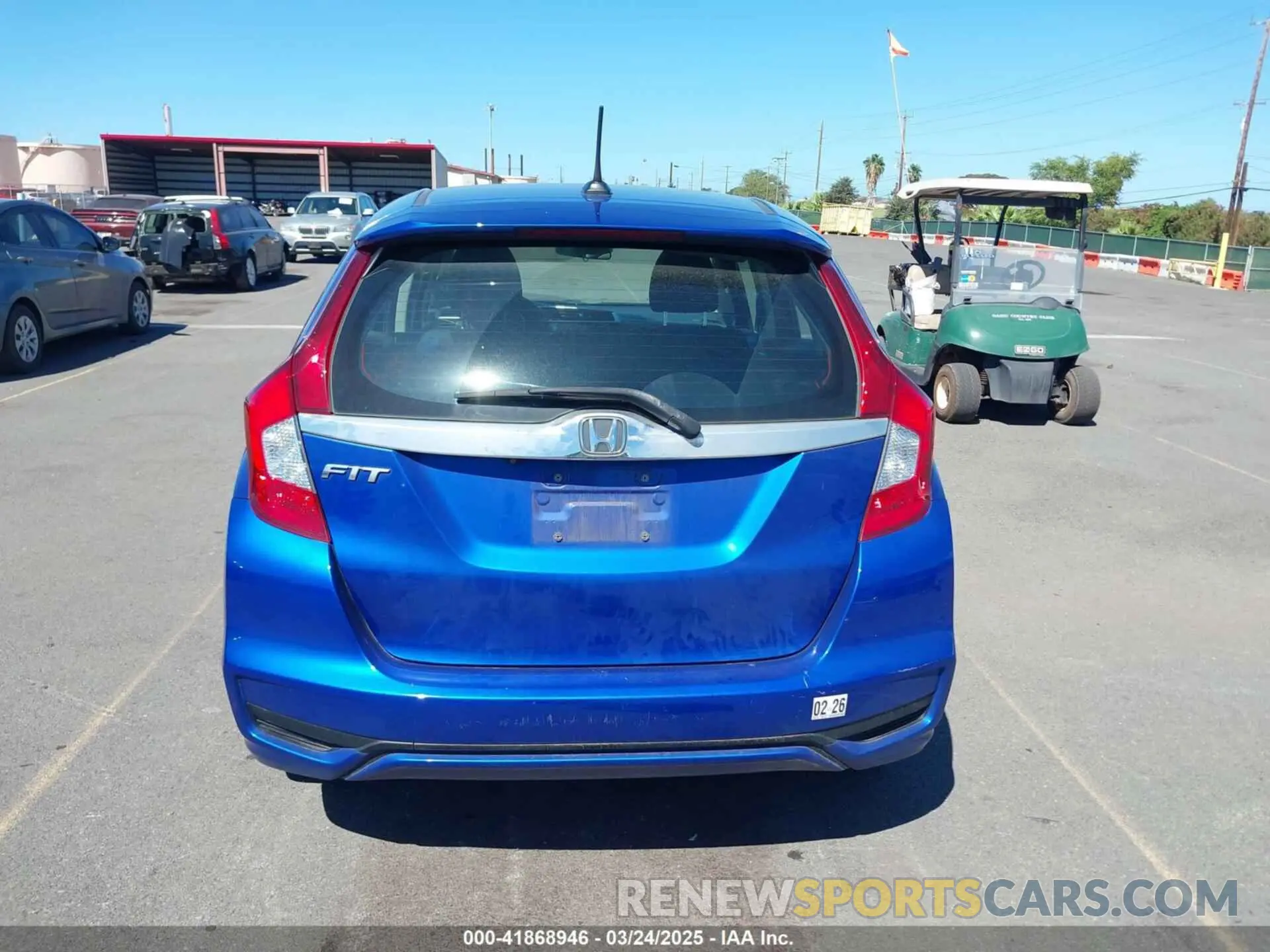 17 fotografías del automóvil dañado 3HGGK5H81KM743669 HONDA FIT 2019