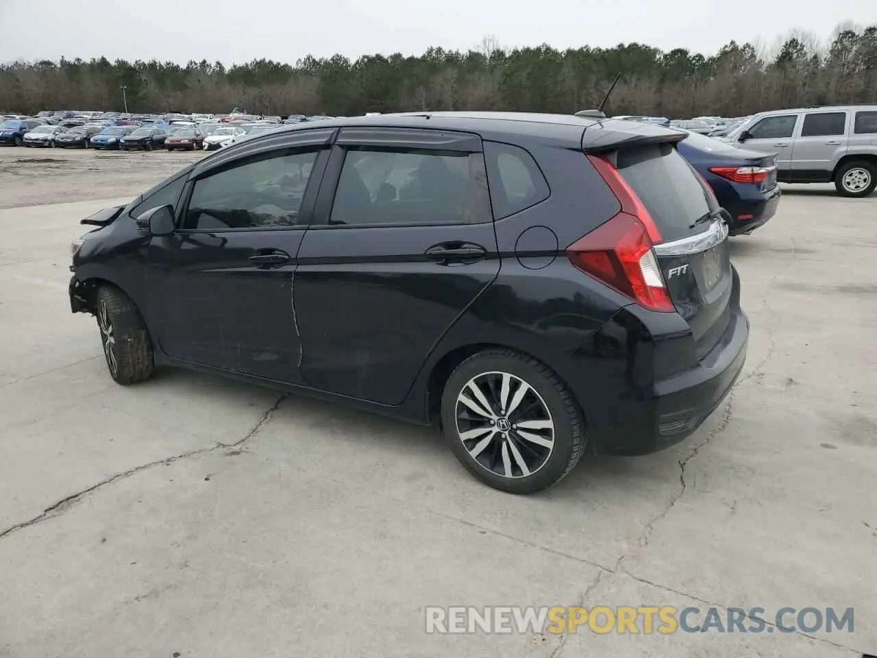 2 fotografías del automóvil dañado 3HGGK5H83KM711063 HONDA FIT 2019