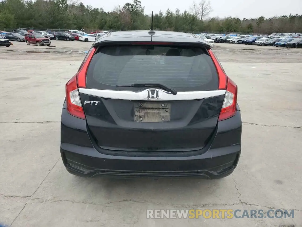 6 fotografías del automóvil dañado 3HGGK5H83KM711063 HONDA FIT 2019
