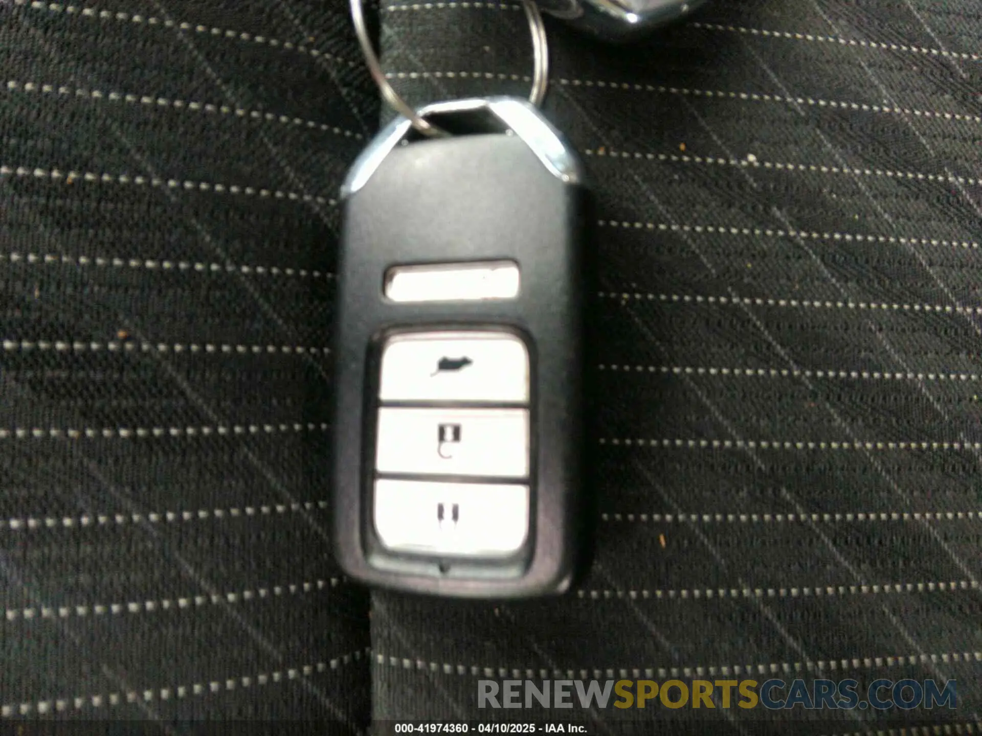 11 fotografías del automóvil dañado 3HGGK5H85KM717706 HONDA FIT 2019