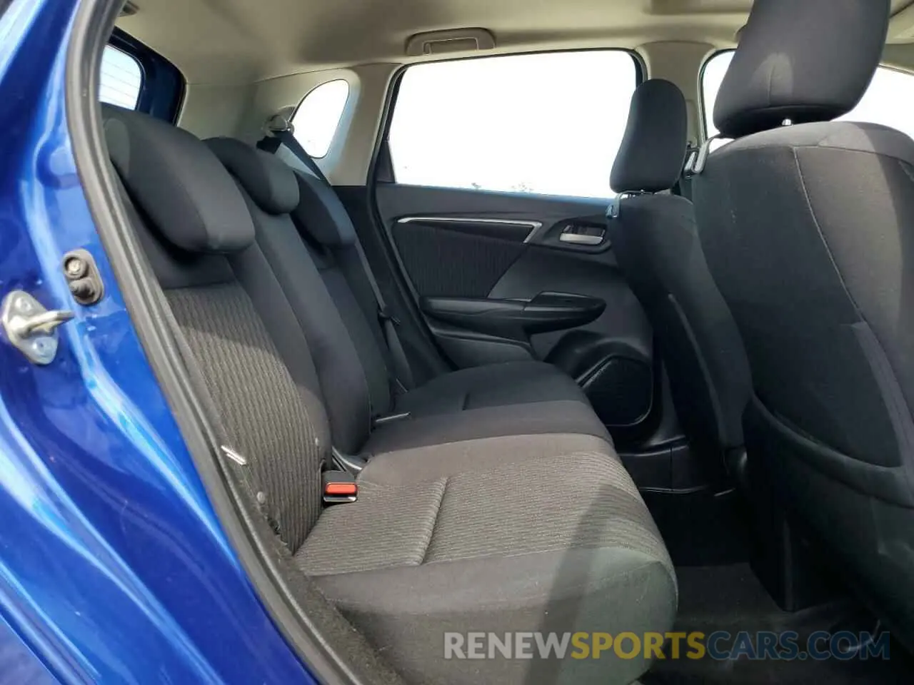 11 fotografías del automóvil dañado 3HGGK5H86KM744803 HONDA FIT 2019