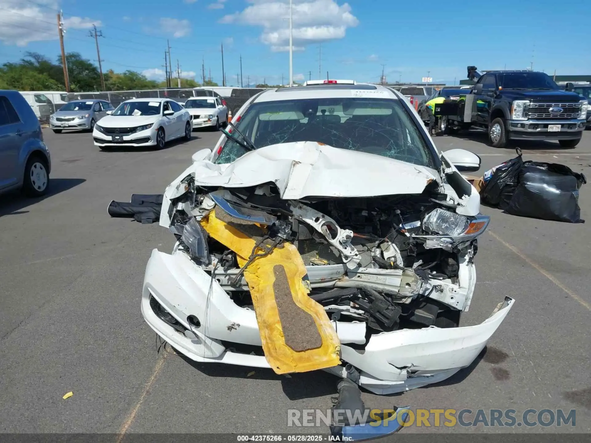 11 fotografías del automóvil dañado 3HGGK5H86KM745207 HONDA FIT 2019