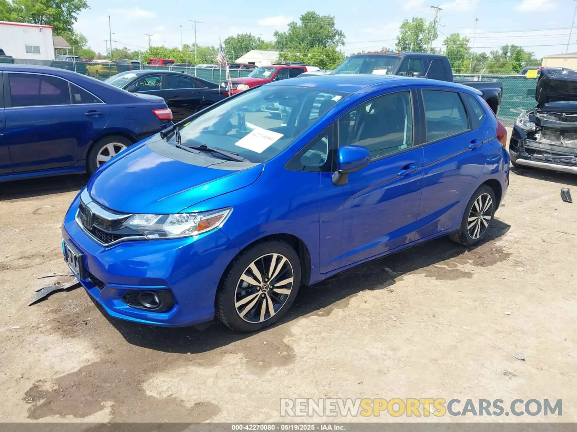 2 fotografías del automóvil dañado 3HGGK5H86KM750391 HONDA FIT 2019